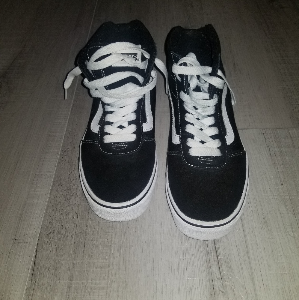 Van's Of The Wall White Strip Suede